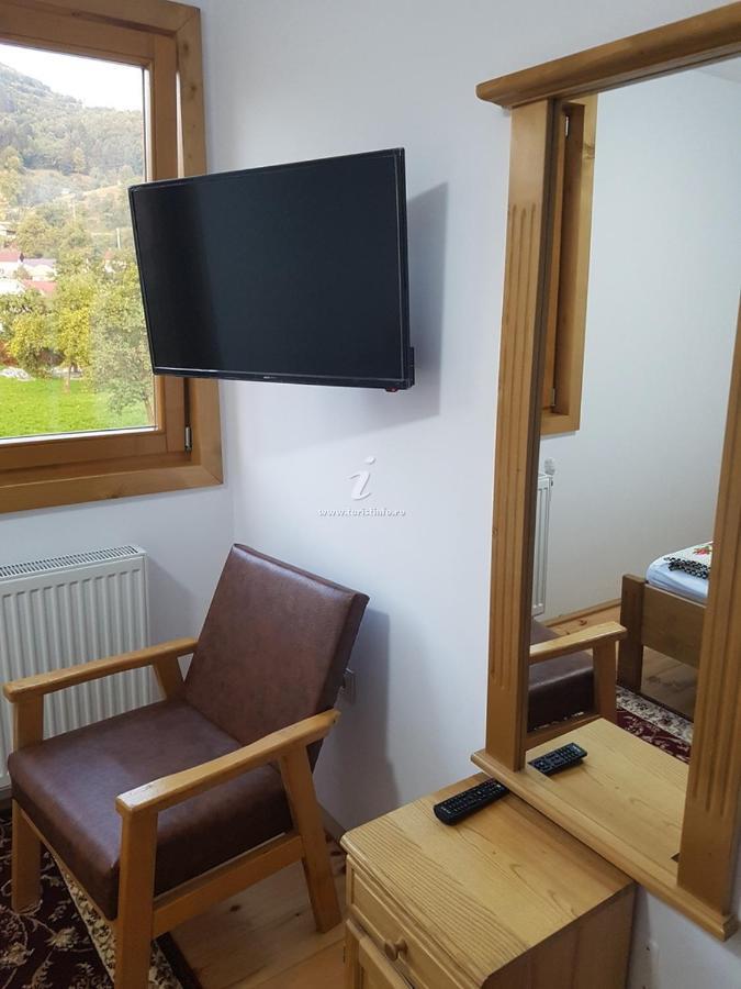 Camere De Inchiriat Floarea Reginei Viseu de Sus Exterior photo